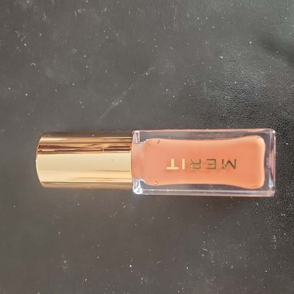 Merit lip oil in Au Naturale